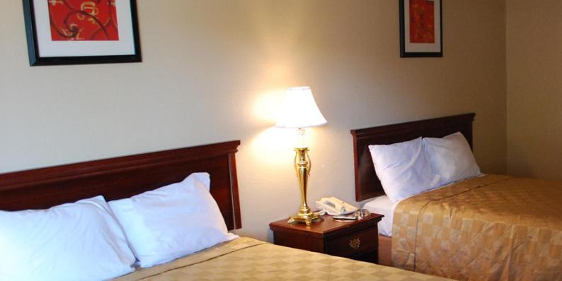 The Chatt Inn Chattanooga Room photo
